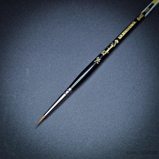 Brush Raphael Series 8402 — Kolinsky Sable Round