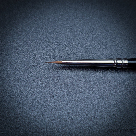Brush Raphael Series 8408 — Kolinsky Sable Round