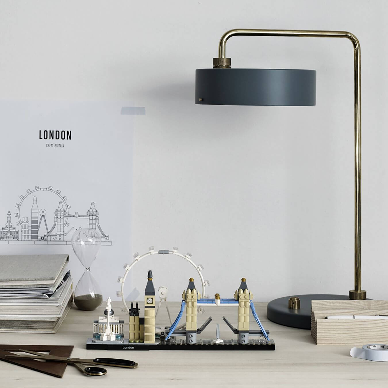 Toys & Games > Toys > Construction Toys > Interlocking Blocks > LEGO > Architecture Lego Architecture 21034 London Skyline Model Kit for Ages 12 and Up 5702015865333