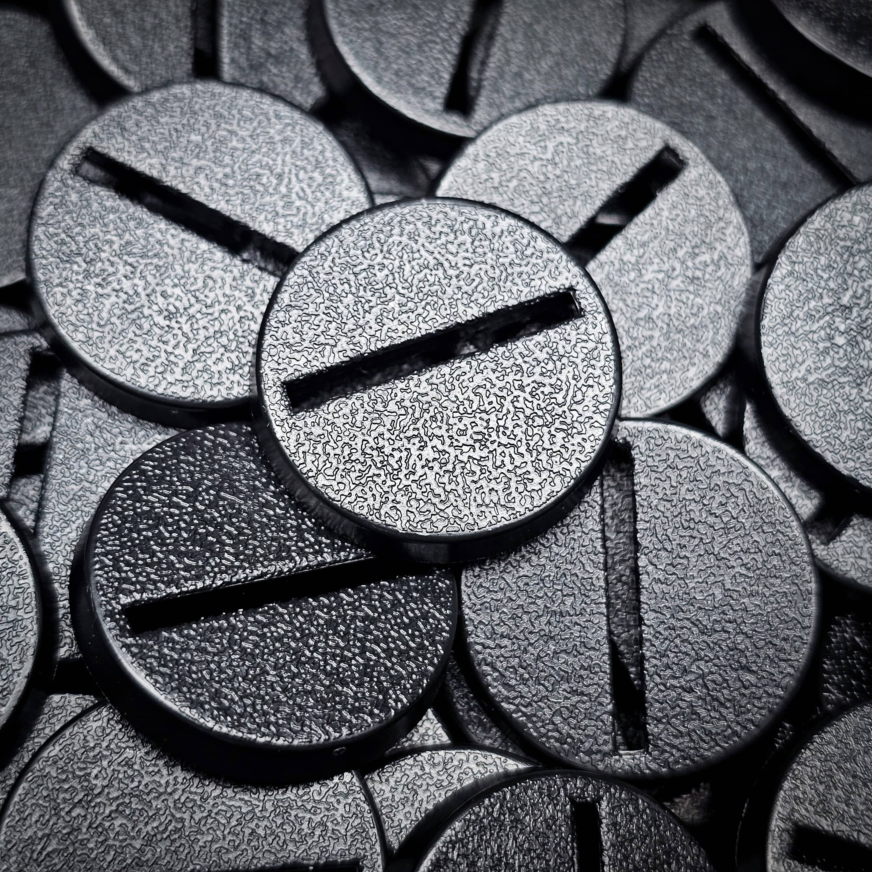 Base 25mm Round Slotted Bases for Wargaming Miniatures | Durable Plastic | Compatible with Popular Tabletop Games