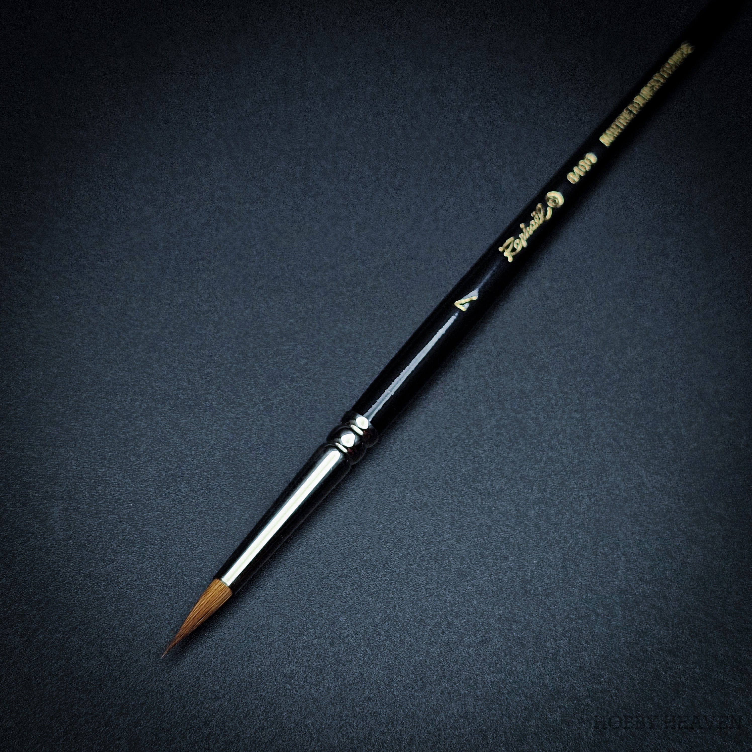 Brush Raphael Series 8400 — Kolinsky Sable Round