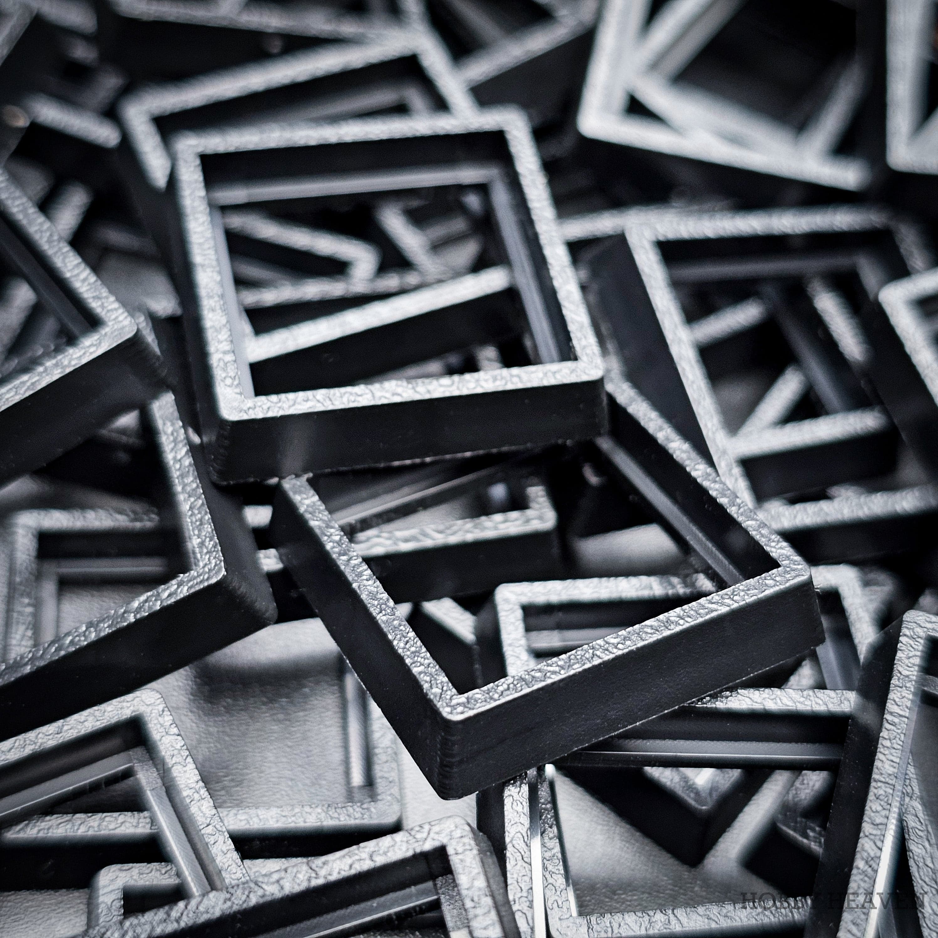 Base 20mm to 25mm Square Base Converter for Wargaming Miniatures | Hobby Heaven