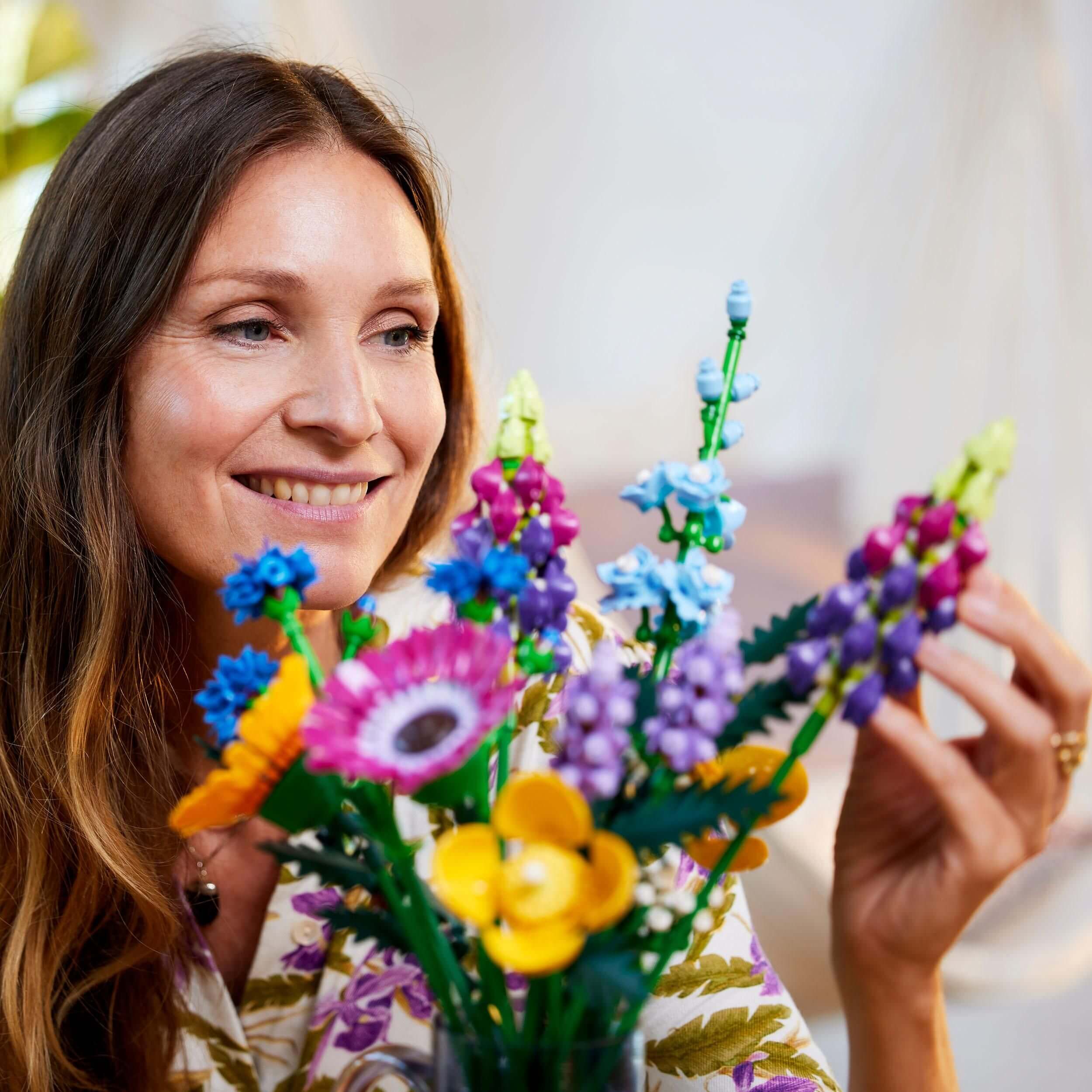 Toys & Games > Toys > Construction Toys > Interlocking Blocks > LEGO > LEGO Icons Lego Botanicals 10313 Wildflower Bouquet Set for Adults Ages 18 and Up 5702017416663