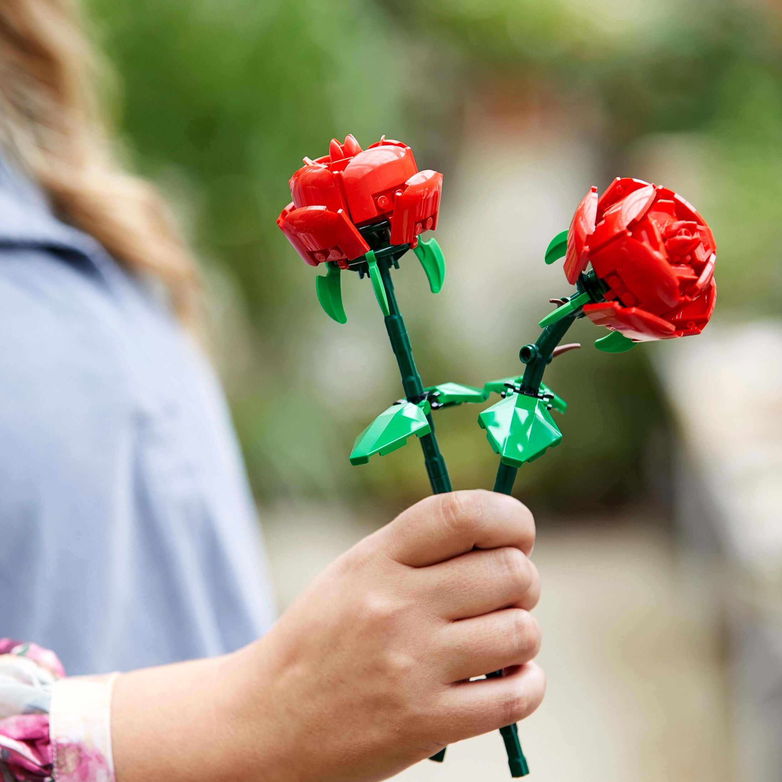 Toys & Games > Toys > Construction Toys > Interlocking Blocks > LEGO > LEGO Flowers Lego Botanicals 40460 Roses Building Toy Gift for Ages 8 and Up 673419434072