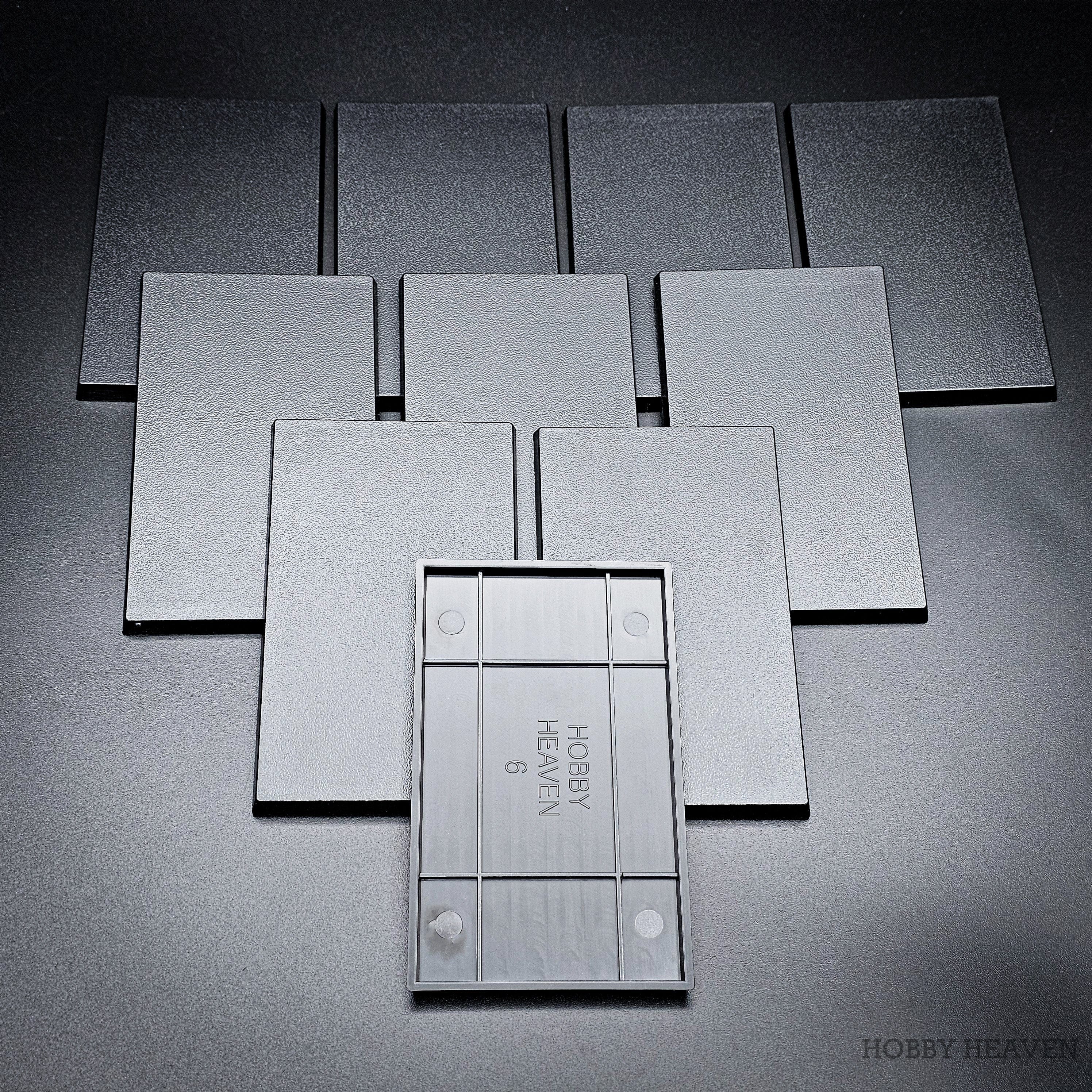 Base 10 100x60mm Rectangular Plain Plastic Bases 5061001181001
