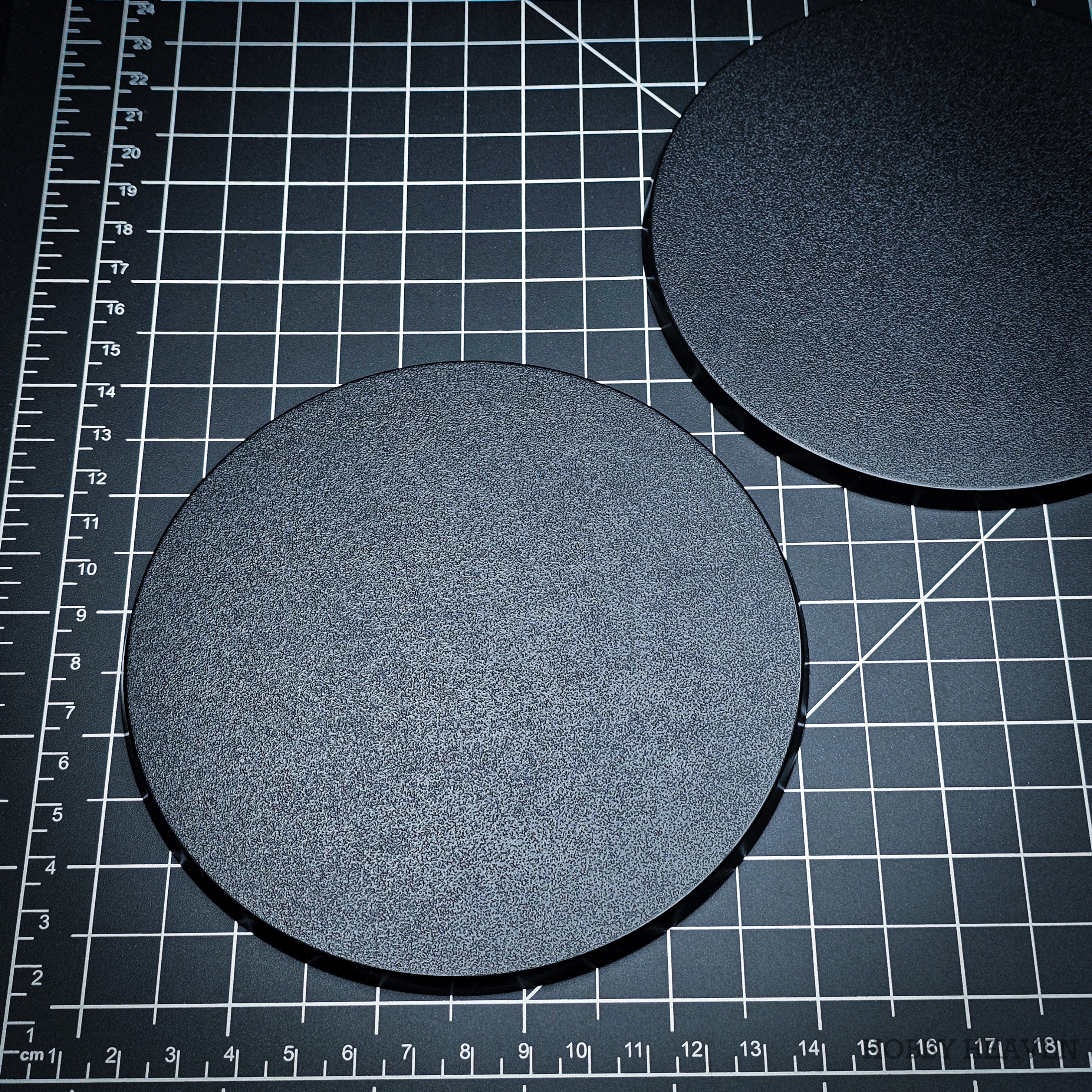 Base 130mm Round Plain Plastic Bases