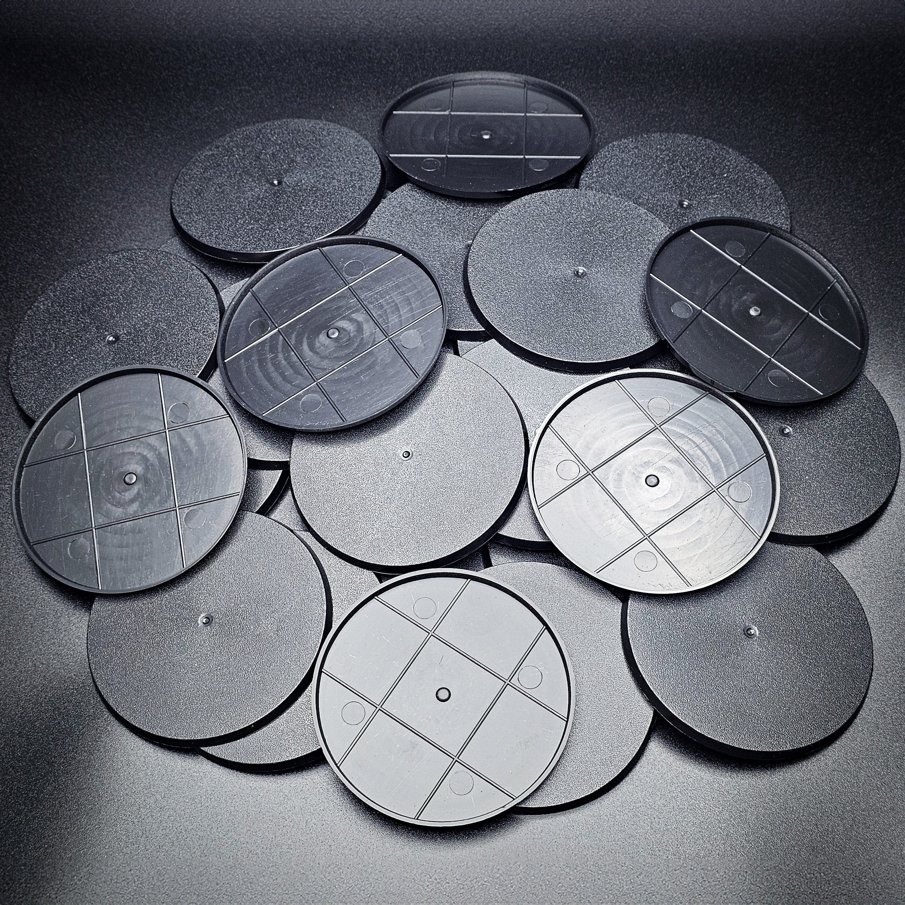 Base 90mm Round Plain Plastic Bases