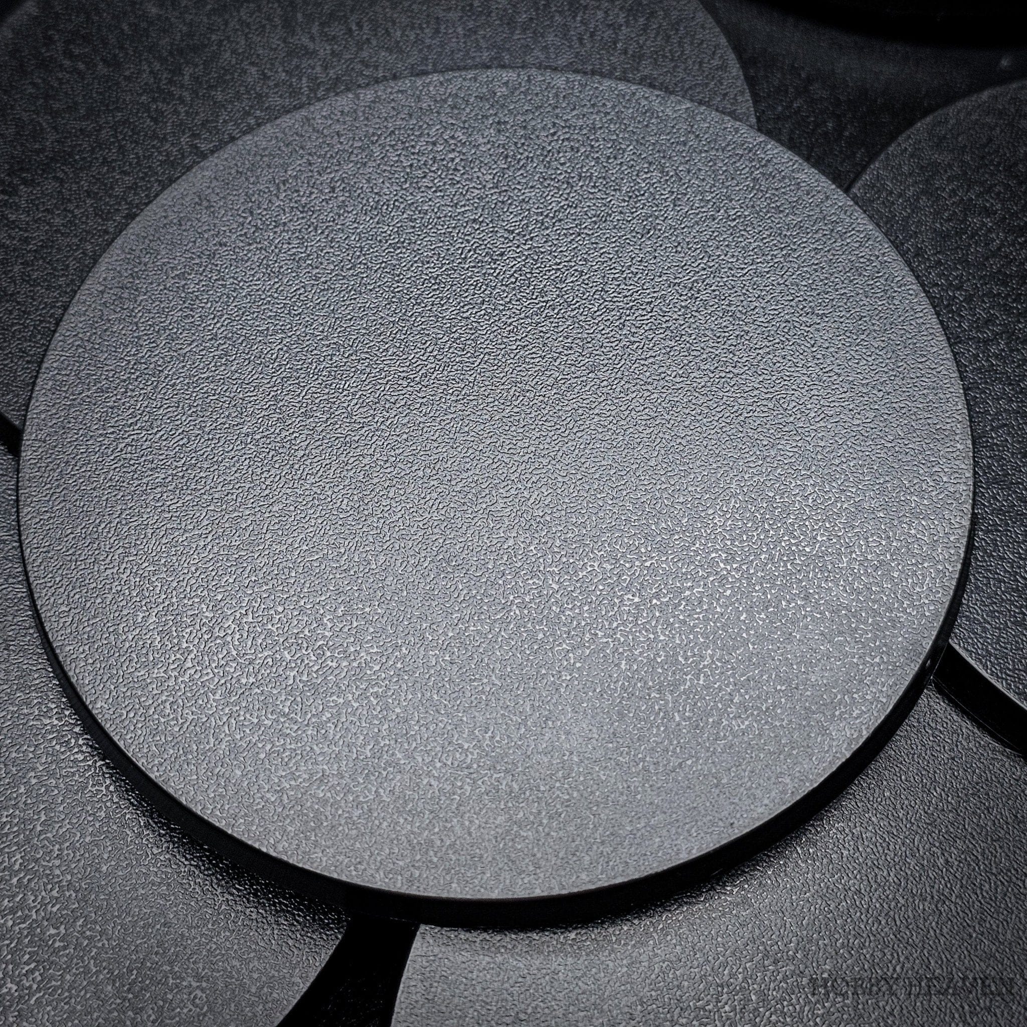 Base 100mm Round Plain Plastic Bases