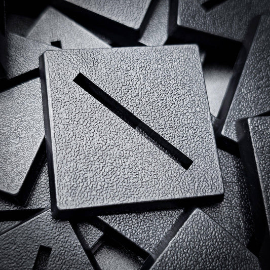 Base 30mm Square Diagonal Slotted Plastic Bases