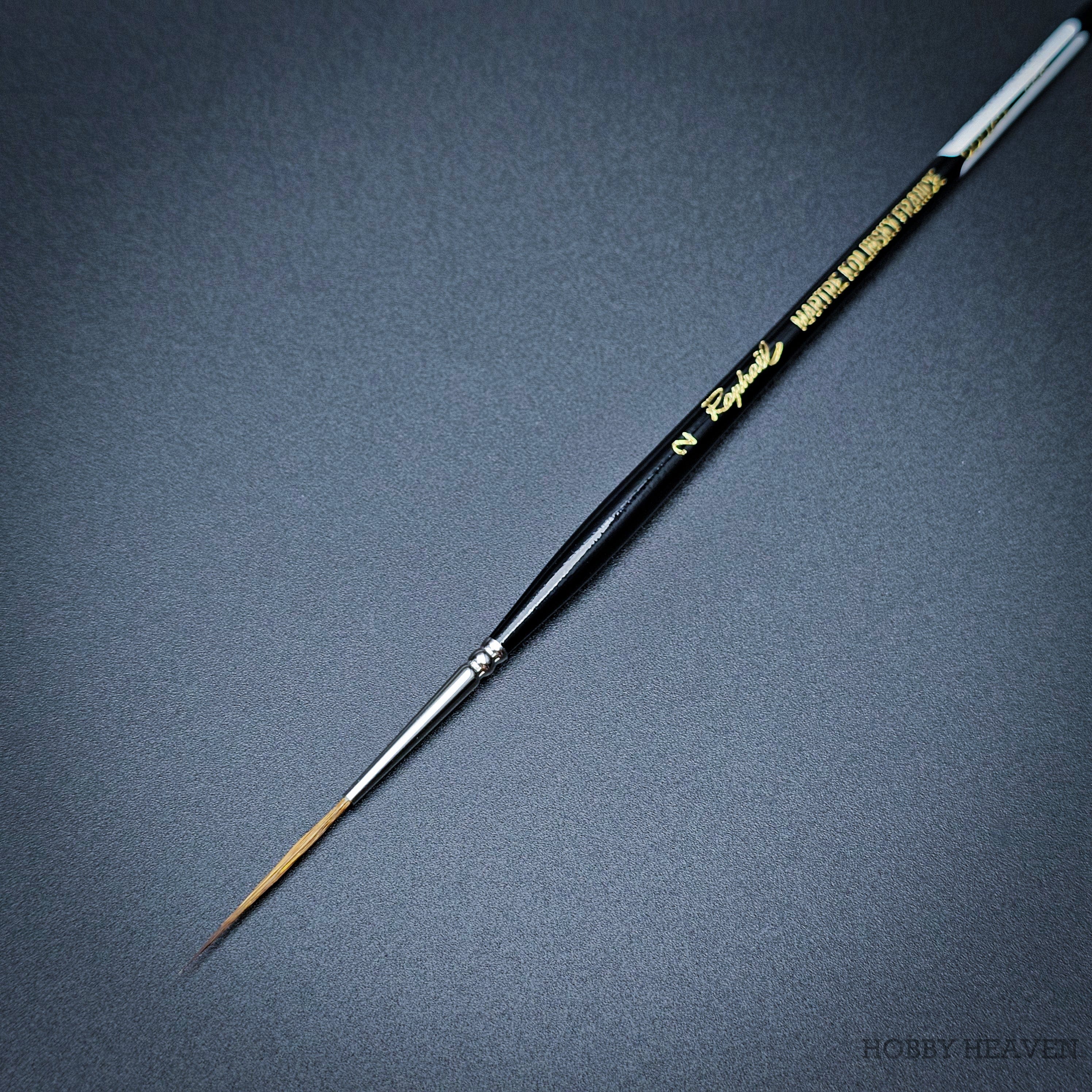 Brush 2 Raphael Series 88026 — Kolinsky Sable Round 3046450056638