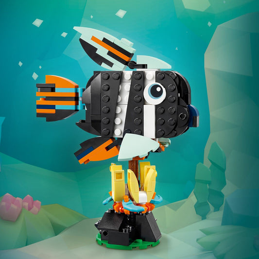 Curious Minds Toys & Games > Toys > Construction Toys > Interlocking Blocks > LEGO > LEGO Creator Lego Creator 3 in 1 31173 Wild Animals: Tropical Toucan for Age 7 & Up