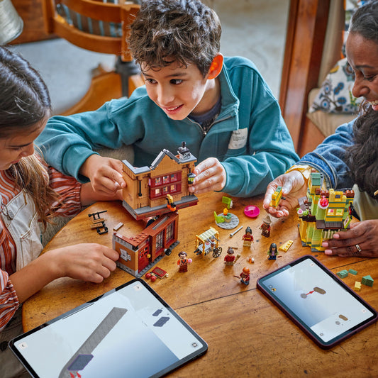 Curious Minds Toys & Games > Toys > Construction Toys > Interlocking Blocks > LEGO > LEGO Harry Potter Lego Harry Potter 76452 Quality Quidditch Supplies & Ice Cream Parlour