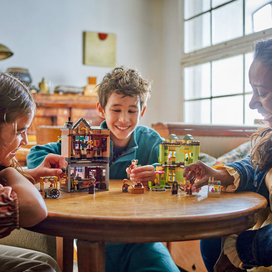 Curious Minds Toys & Games > Toys > Construction Toys > Interlocking Blocks > LEGO > LEGO Harry Potter Lego Harry Potter 76452 Quality Quidditch Supplies & Ice Cream Parlour