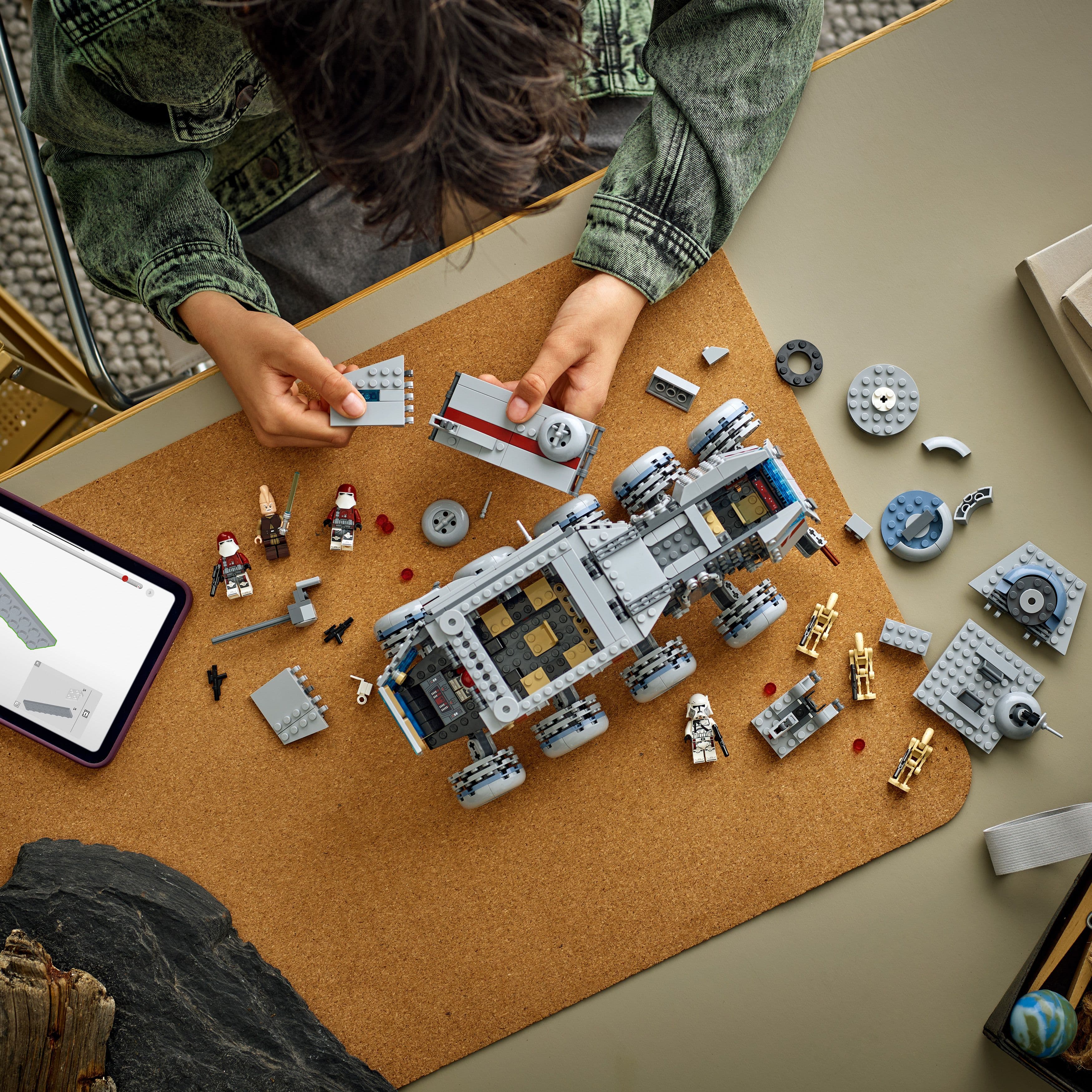 Curious Minds Toys & Games > Toys > Construction Toys > Interlocking Blocks > LEGO > LEGO Star Wars Lego Star Wars 75413 Republic Juggernaut Buildable Playset for Ages 9+