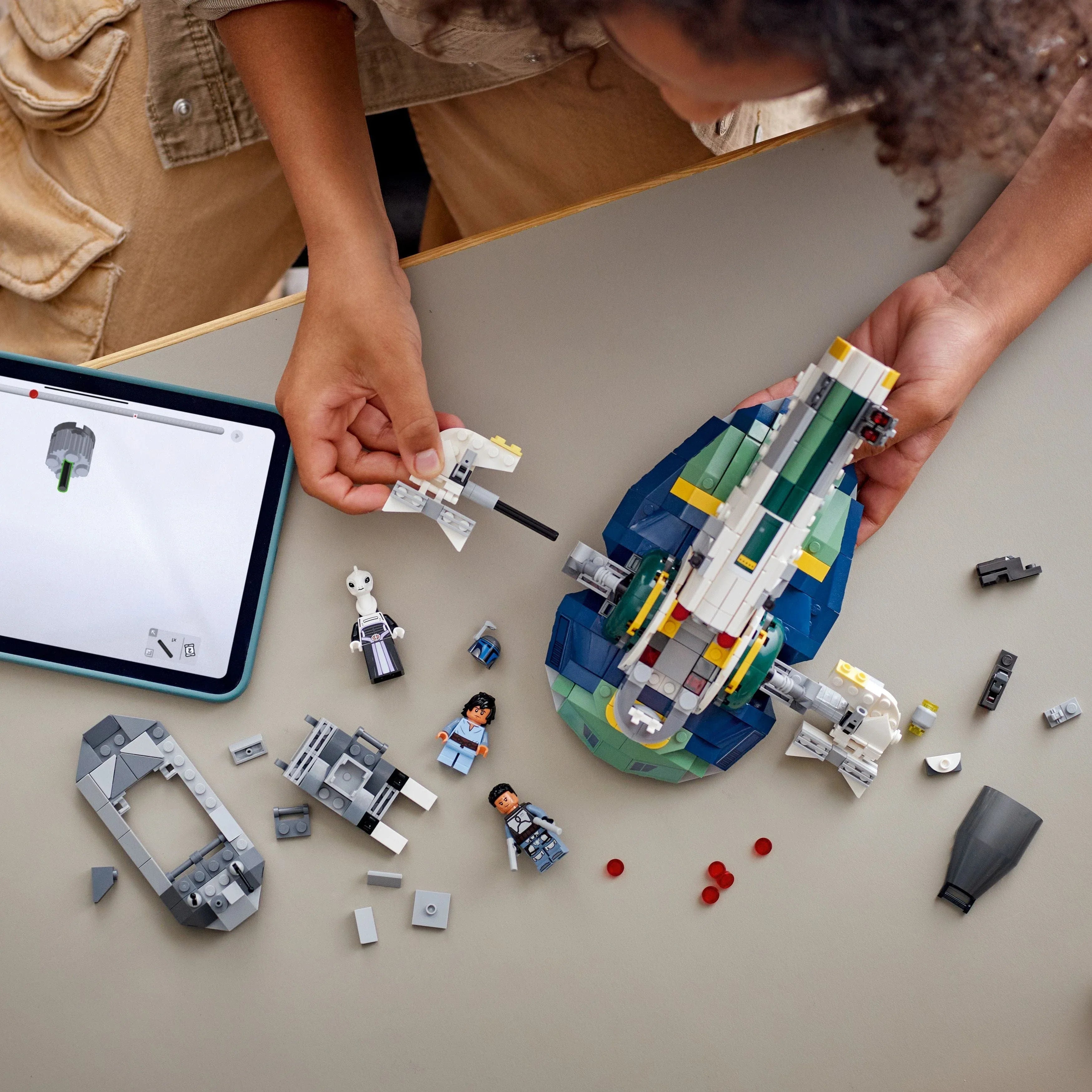 Curious Minds Toys & Games > Toys > Construction Toys > Interlocking Blocks > LEGO > LEGO Star Wars Lego Star Wars 75433 Jango Fett's Starship Buildable Playset for Ages 9+