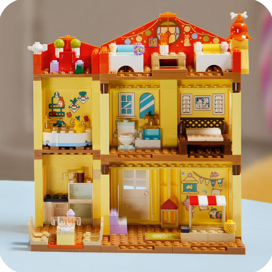 Curious Minds Toys & Games > Toys > Construction Toys > Interlocking Blocks > LEGO > Other LEGO Sets Lego Bluey 11203 Bluey's Family House Set for Children Aged 4 and Up