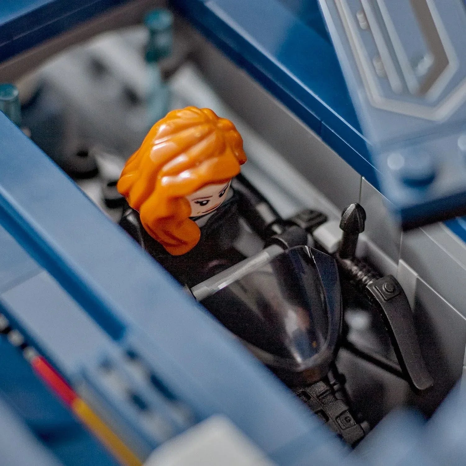 Curious Minds Toys & Games > Toys > Construction Toys > Interlocking Blocks > LEGO > Other LEGO Sets Lego Marvel 76325 Avengers: Age of Ultron Quinjet for Ages 12 and Up