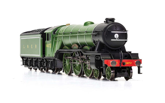 Empire Warehouse Model railways Hornby R1255M The Flying Scotsman Train Set
