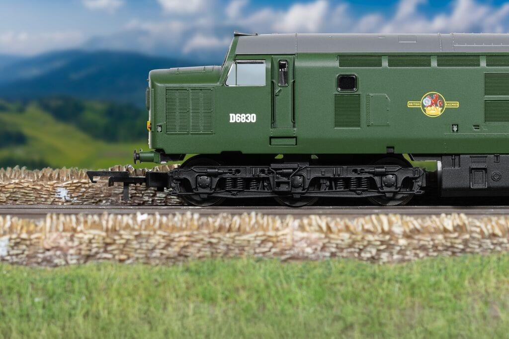 Empire Warehouse Model railways Hornby R1290M Tri-ang Railways Remembered: RS9 'Intercity Express' Train Set