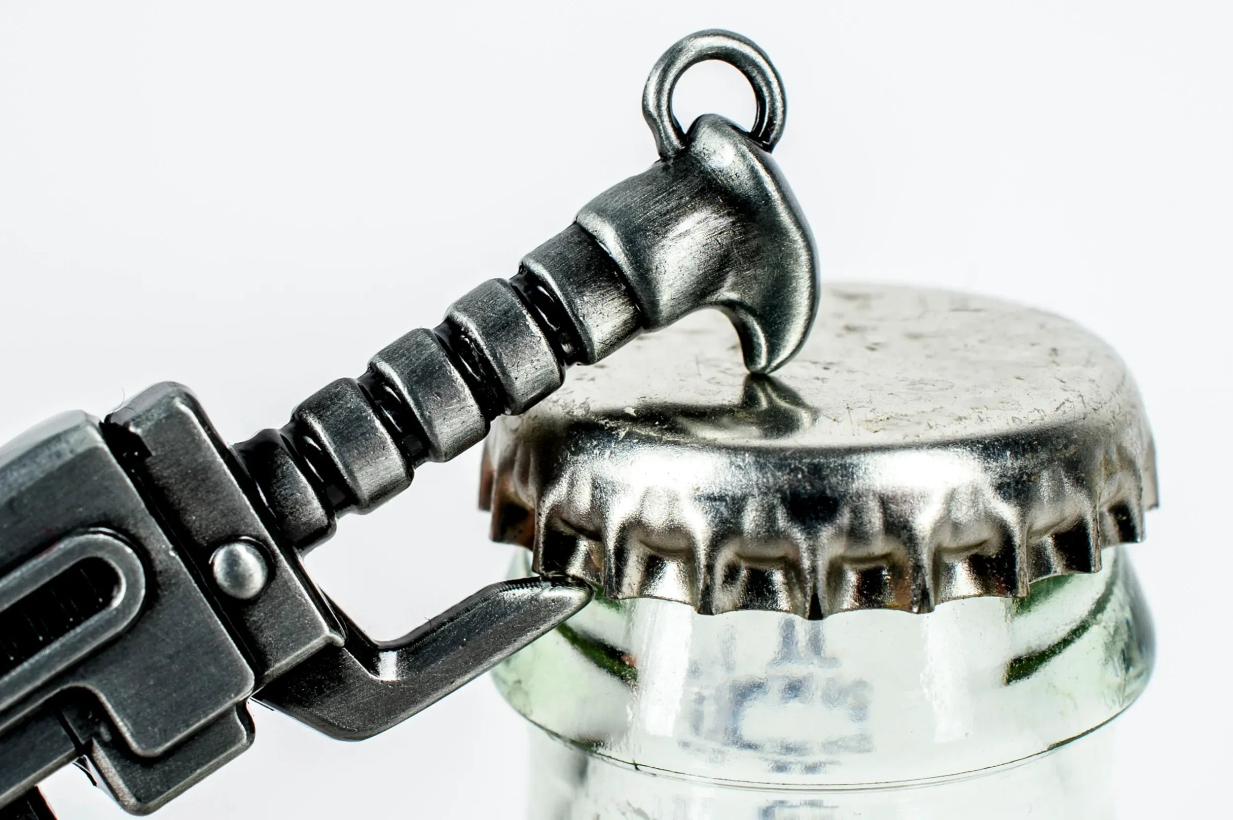 Loaded Dice Warhammer 40,000: Adeptus Astartes Chainsword Bottle Opener