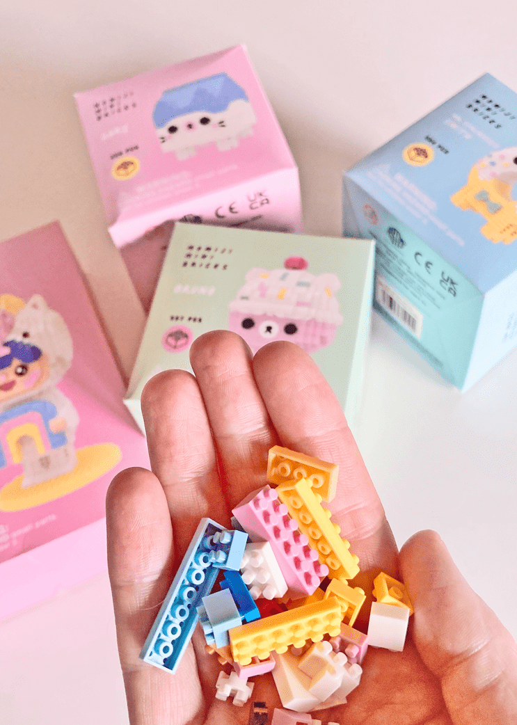 Momiji UK Building Blocks Gary mini-bricks