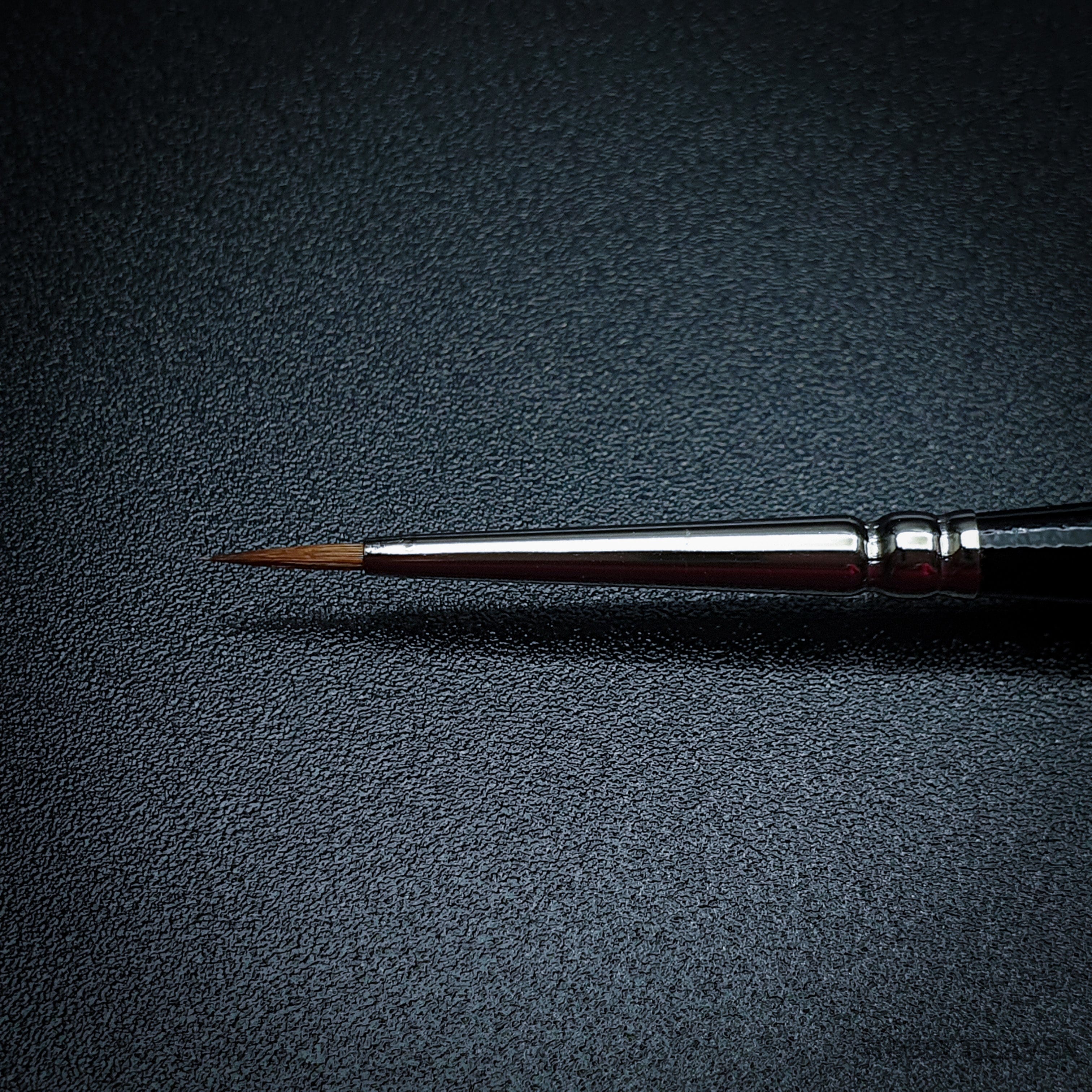Brush Raphael 8404 — Kolinsky Sable Round