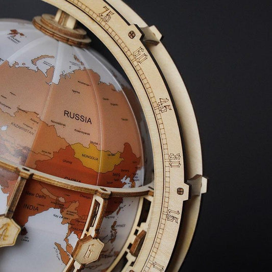 Snaps Luminous Globe