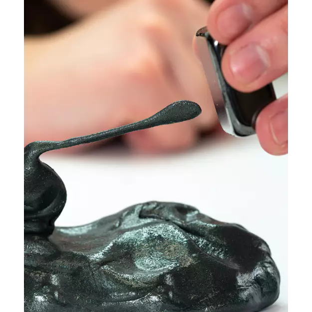 Snaps Magnetic Storms Strange Attractor - Thinking Putty