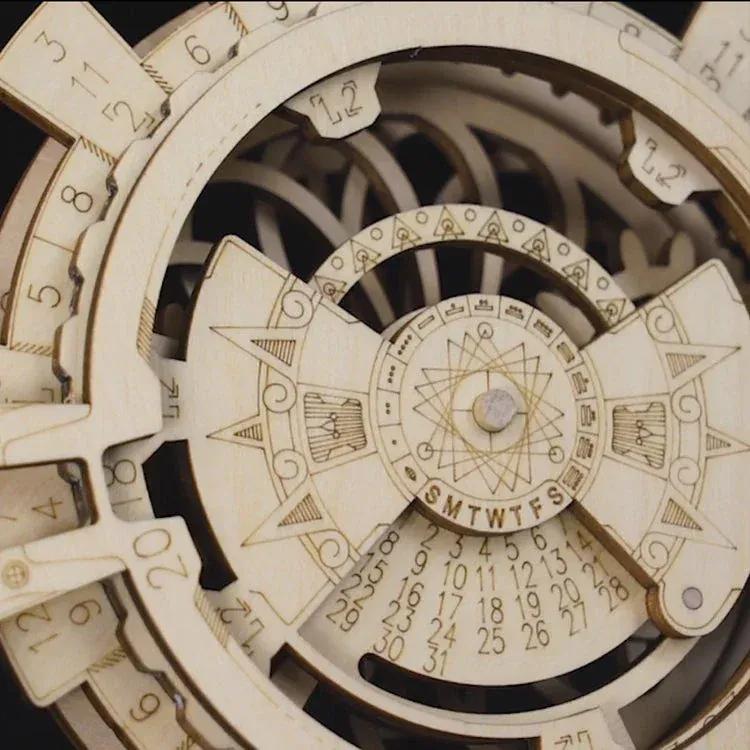 Snaps Perpetual Calendar