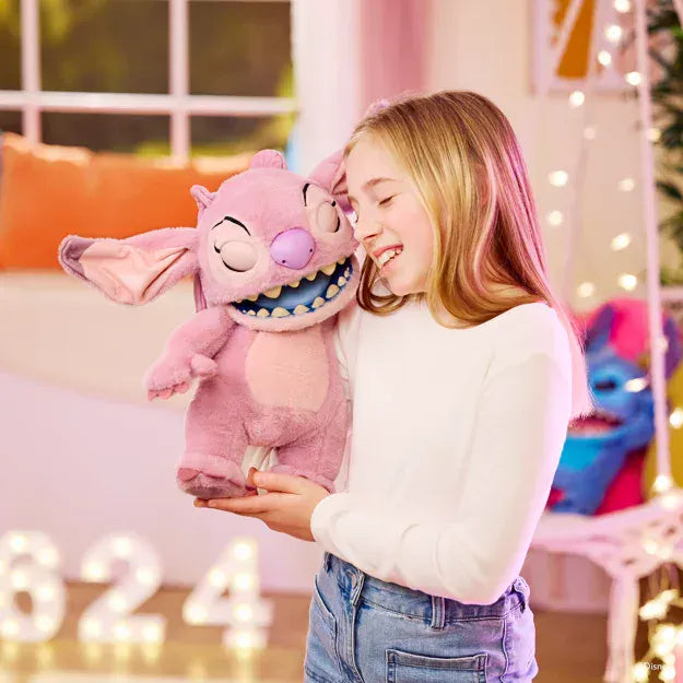 Snaps WOW! Stuff: Disney Angel Puppetronic – RealFX