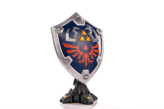 Collectibles Zelda Breath of the Wild Statue Hylian Shield Standard Edition 29cm 5060316623916