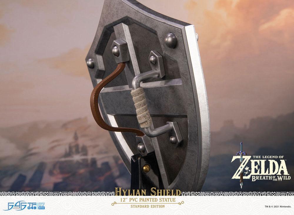 Collectibles Zelda Breath of the Wild Statue Hylian Shield Standard Edition 29cm 5060316623916