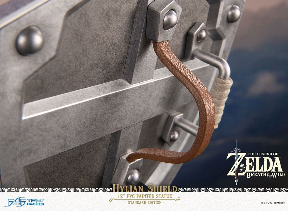 Collectibles Zelda Breath of the Wild Statue Hylian Shield Standard Edition 29cm 5060316623916